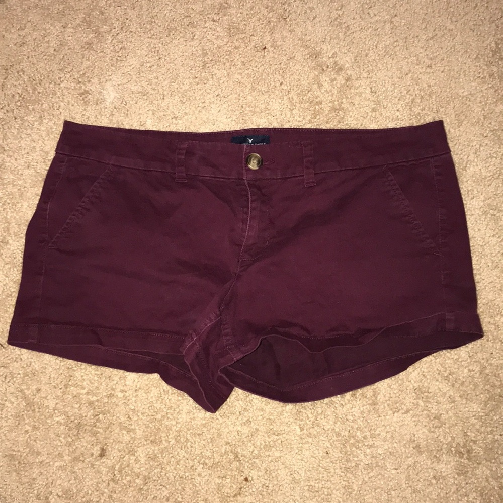 American Eagle Outfitters maroon shortie shorts!